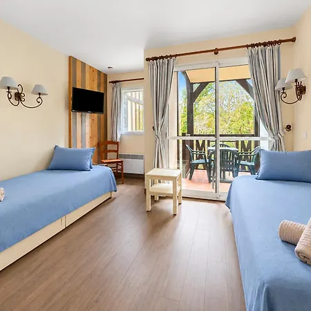 T2 Deauville, Balcon Et Piscine *